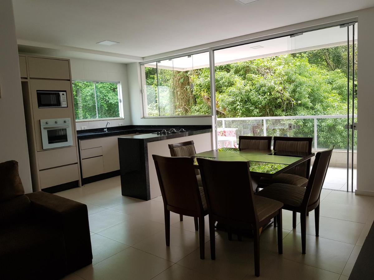 Apartamento 200M Da Praia Apartment Bombinhas Exterior photo